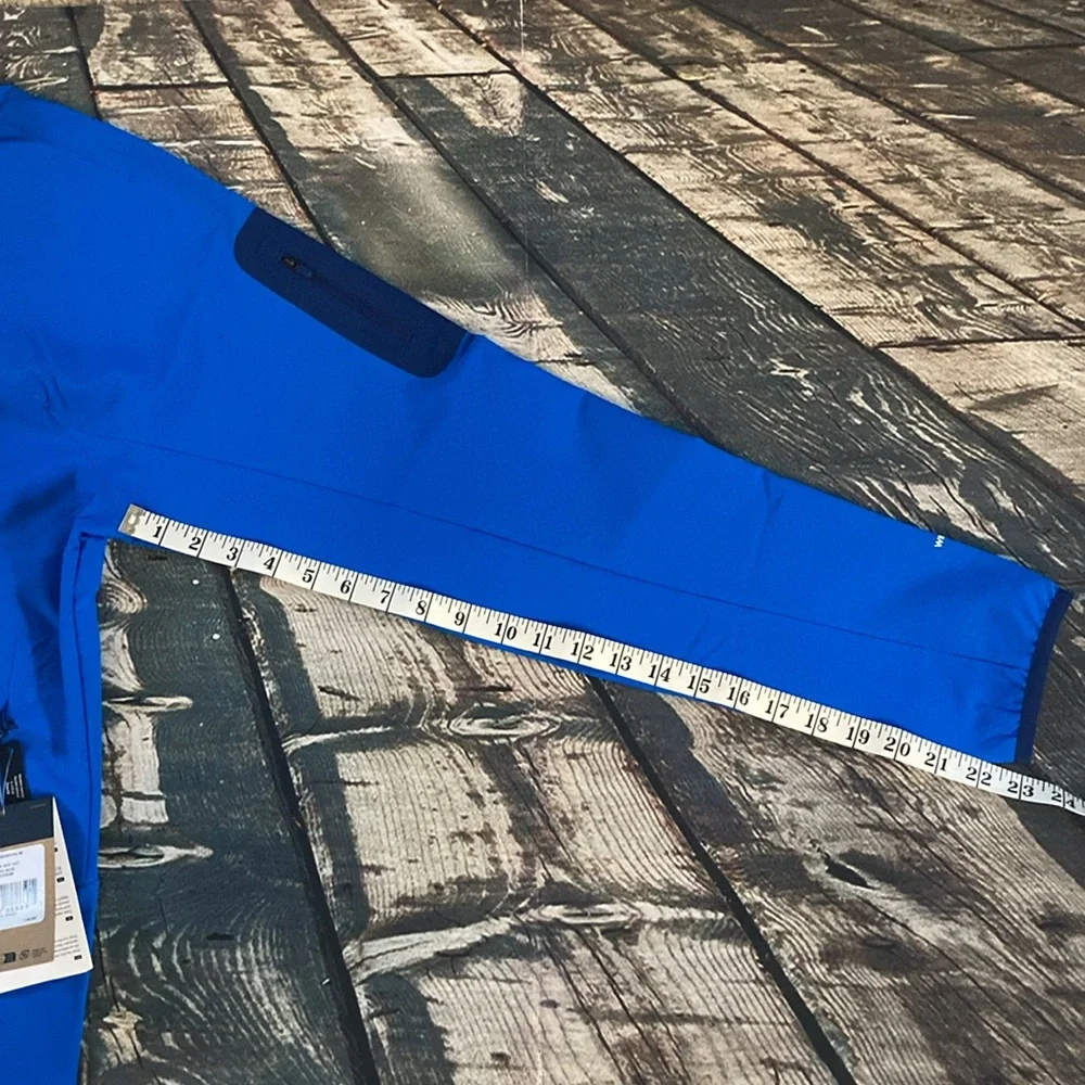 🐬 The North Face Tech Approach SoftShell Jacket